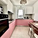 4friendscoresibrasov Pink Appartement *