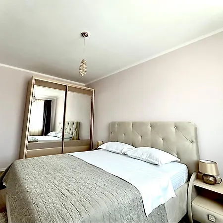 4friendscoresibrasov Pink