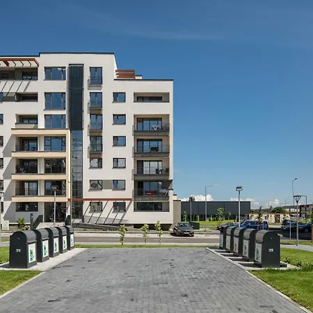 Apartment 4friendscoresibrasov Pink *