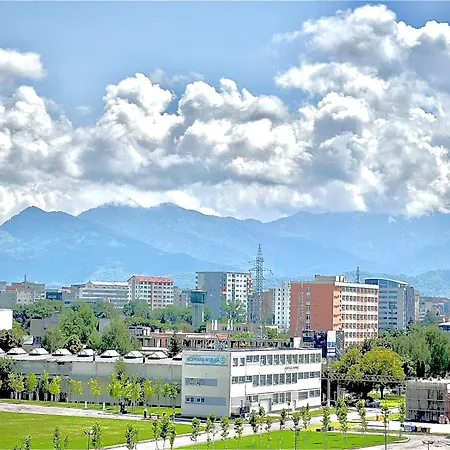 4friendscoresibrasov Pink Apartment Brasov